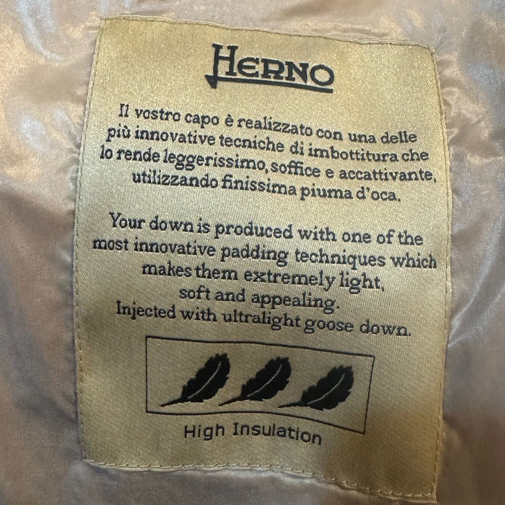 Herno Shimmering Gold Puffer Jacket with detachable Fox Fur Collar - Picture 16 of 16